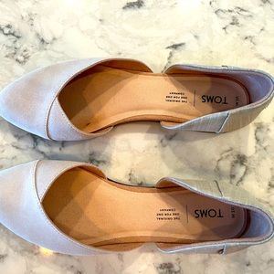 Tom’s Jutti D'Orsay Flat